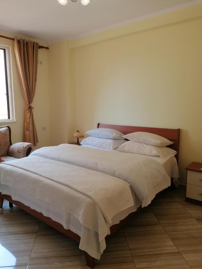 Holiday Center Apartment Shkoder Exterior photo