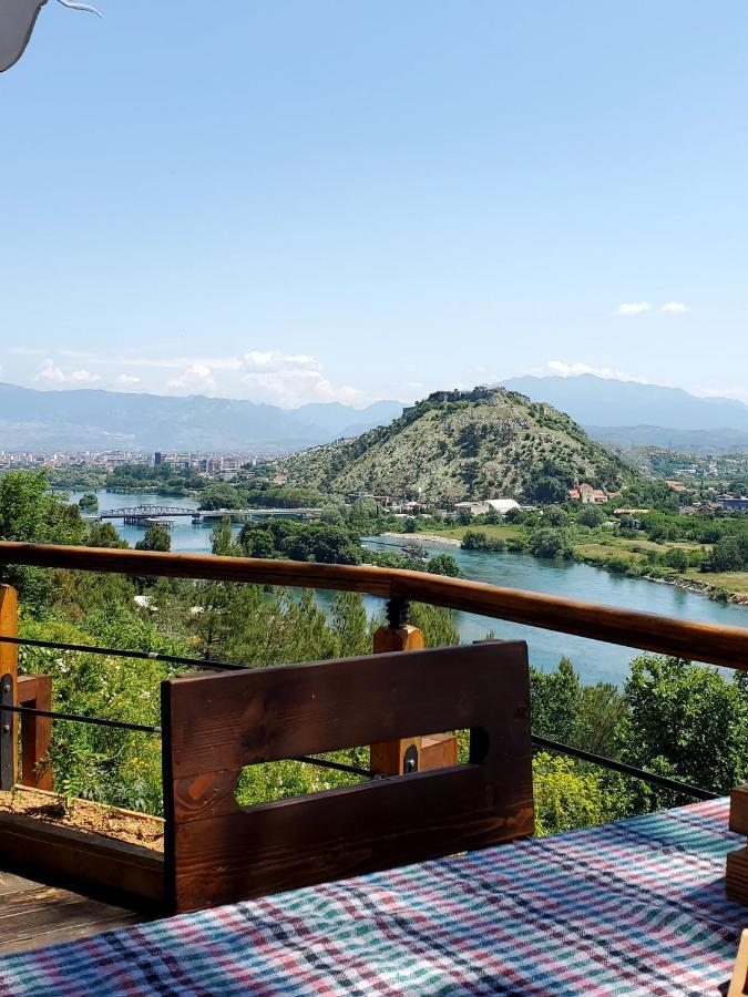 Holiday Center Apartment Shkoder Exterior photo